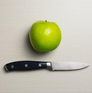 Использование ножа или чистящей щетки в качестве толкателя