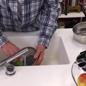 Промывка деталей в кипящей воде или сушка в духовке